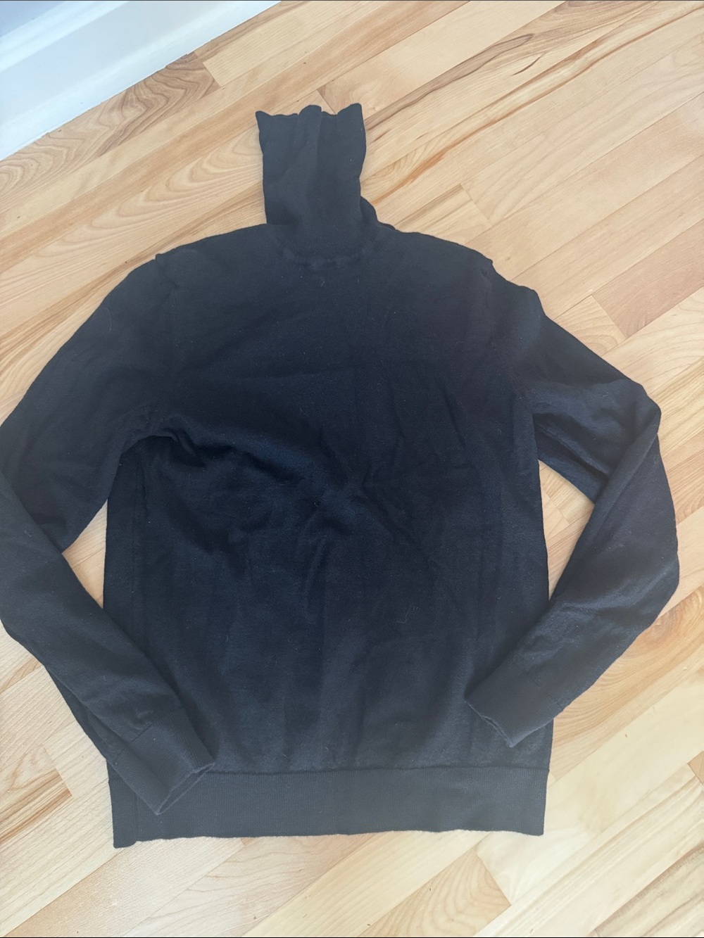 NN07 No Nationality 100% Italian Wool Black Turtleneck Sweater Size Small S